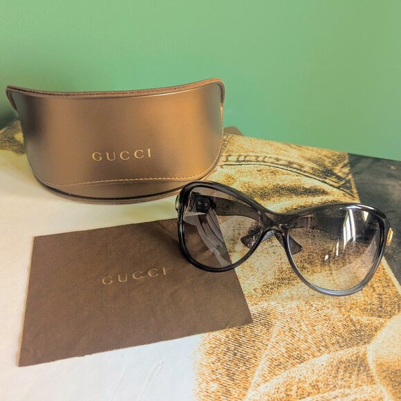 GUCCI Oversized Sunglasses EUC - Picture 1 of 9